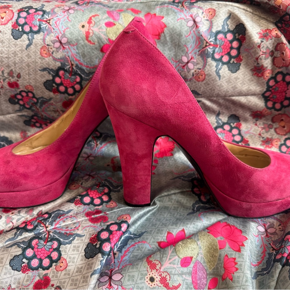 Elegant Pink Suede Ninewest Women's Heels